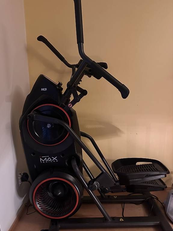 Vélos d'appartement: BowFlex Max Trainer M3 Crosstrainer – D'occasion à Baden par Gatafunkk