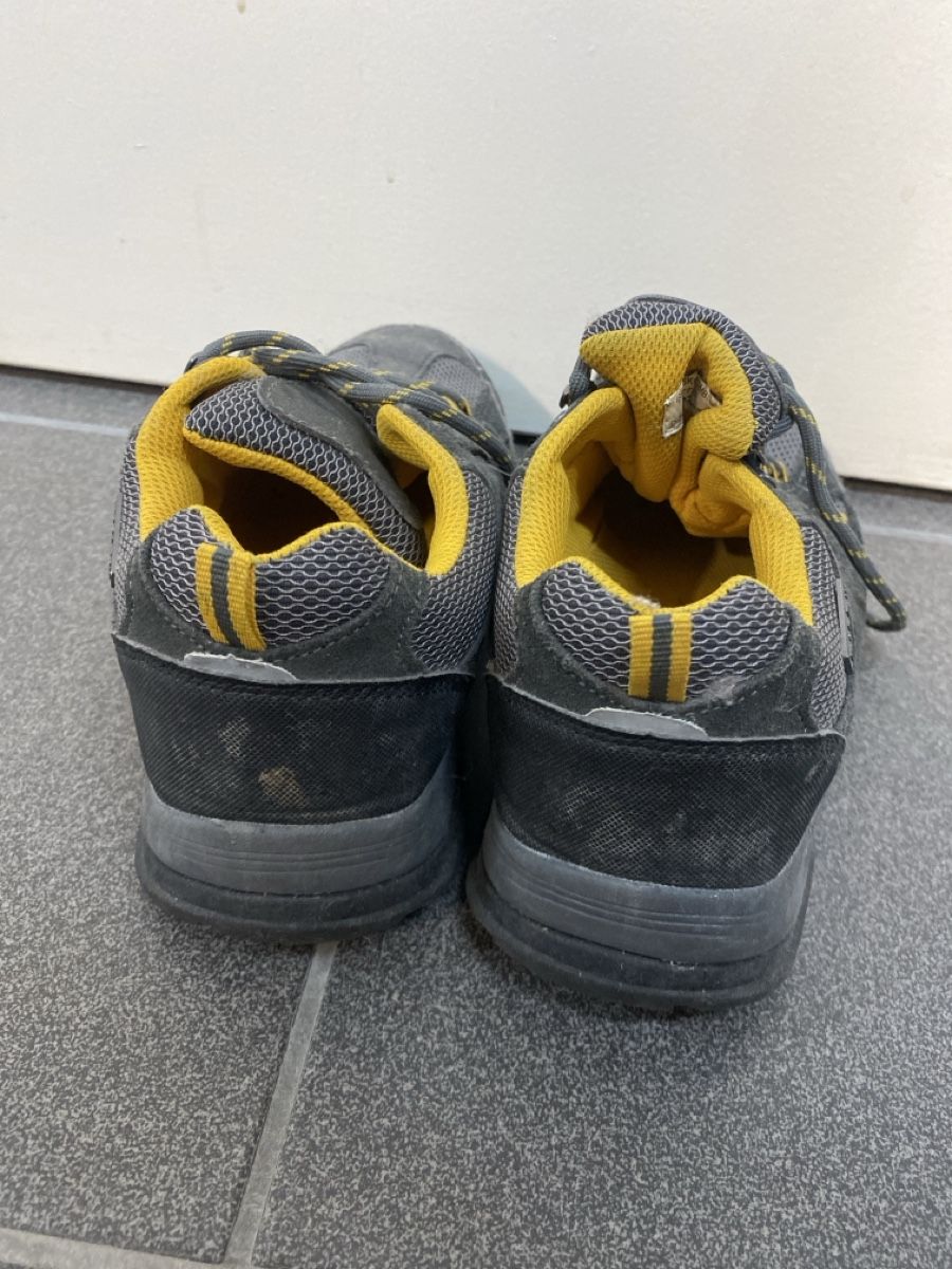 Scarpe da uomo: Wanderschuhe Marke Tech-Tex grau gelb Grösse 37 – Usato da Wettingen venduto da vpr_9gz6 1