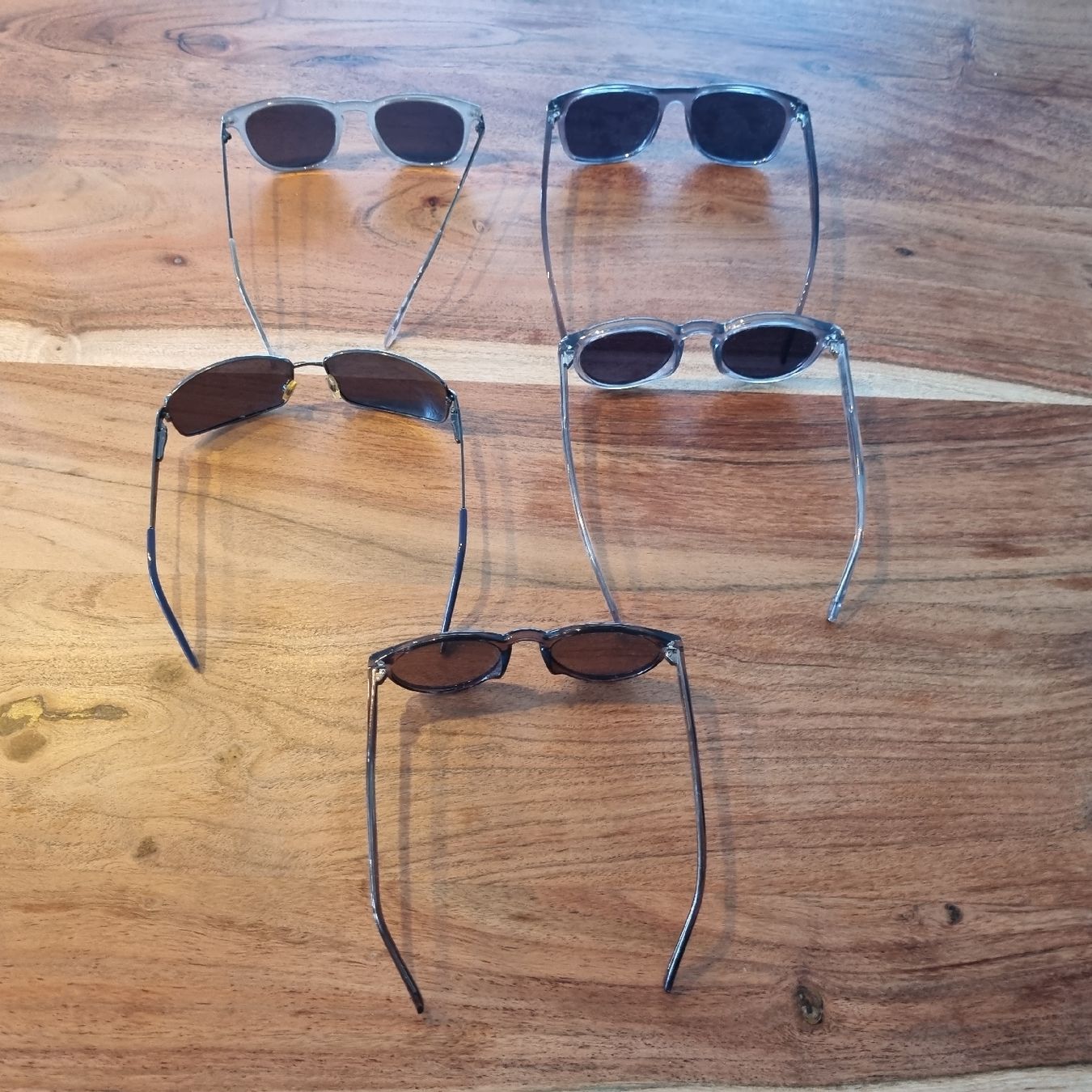 Lunettes & Verres: 5 Sonnenbrillen – Neuf (Voir description) à Zürich par ret_7ppg 2