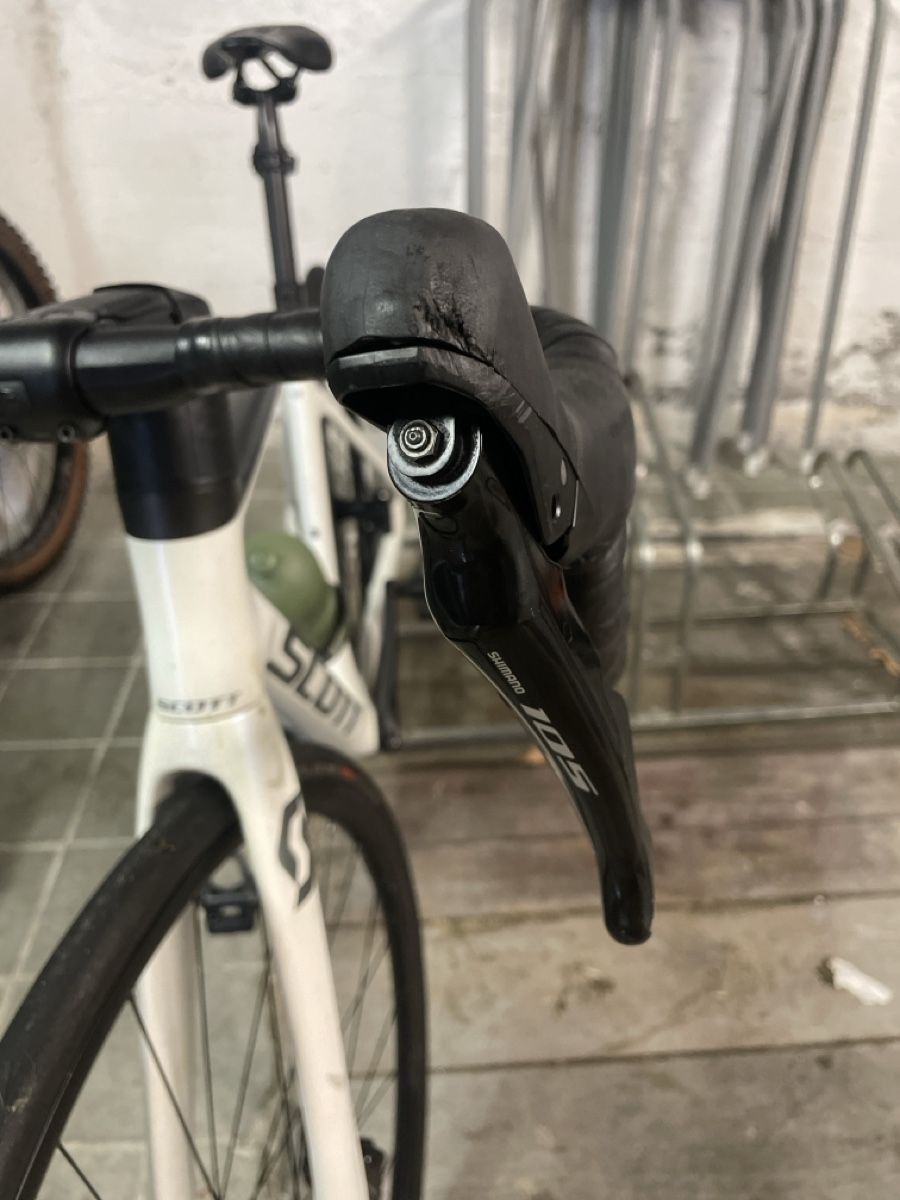 Scott Velos: Scott Addict Rc 40, full carbon – Gebraucht aus Biasca von Wolfabri 4