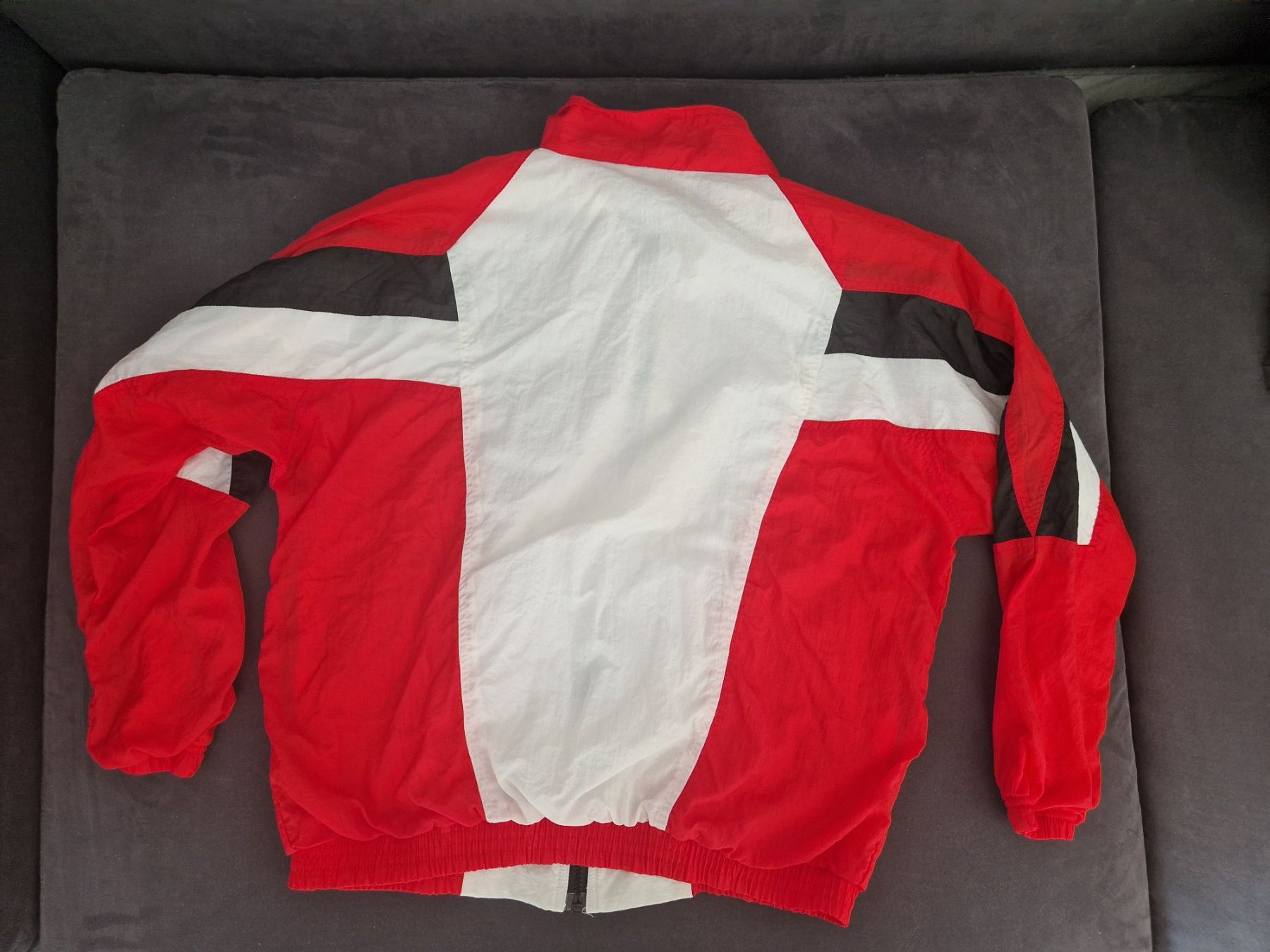 Schweizer Nati Canottiere & Pantaloni: Training équipe de Suisse Vintage – Usato da Villars-sur-Glâne venduto da Mark_988 3