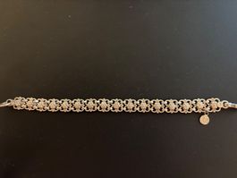Armband von Réjane Rosenberger, silber, Blumenmuster