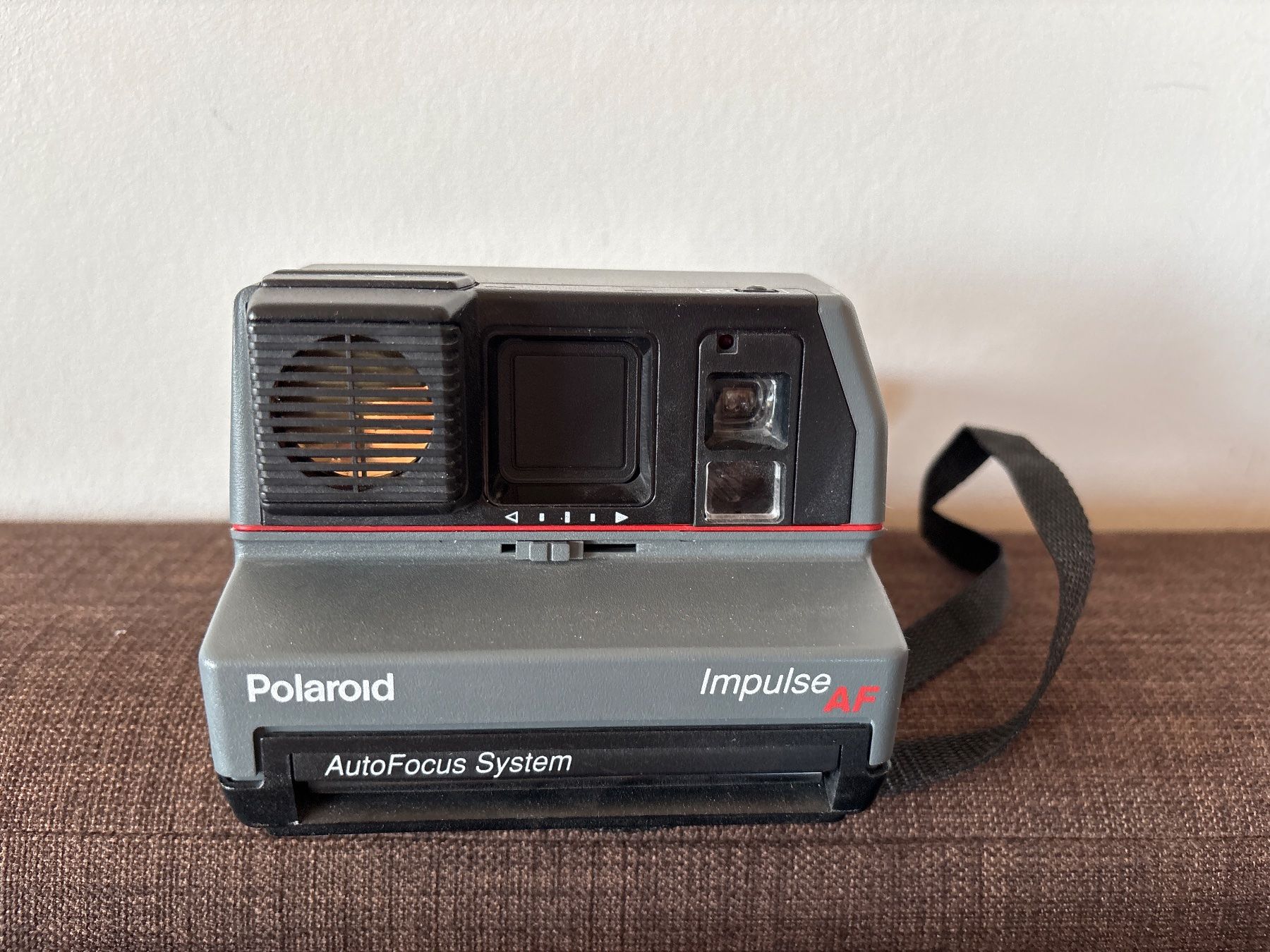 Polaroid Fotocamera: Polaroid Impulse AF,  defekt – Difettoso da Genève venduto da Livsonman