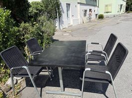 Gartenmöbel-Set inkl. 4 Rattanstühle