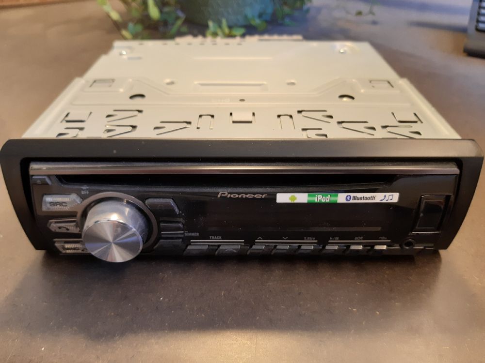 pioneer deh 4700bt
