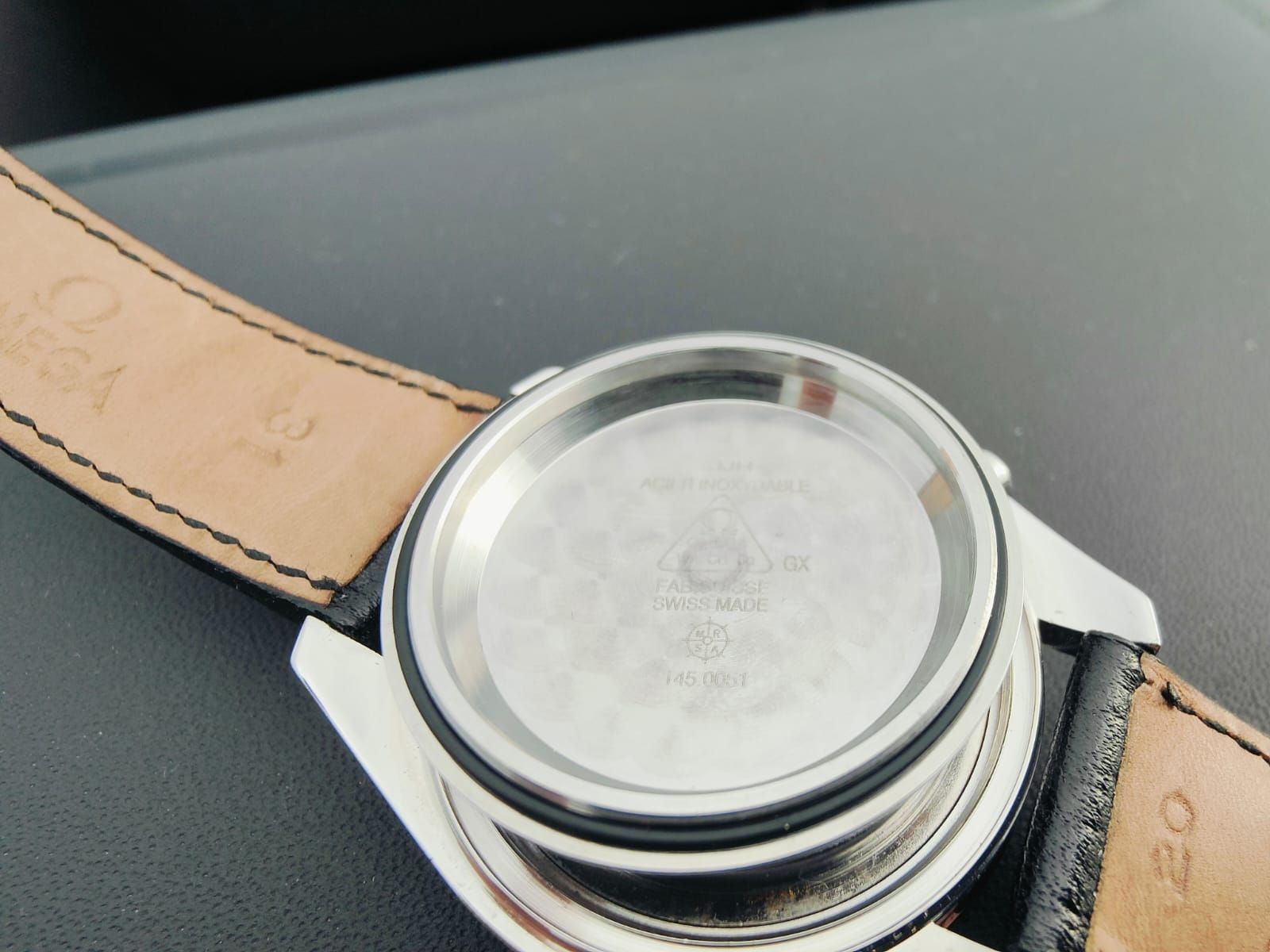 Omega Uhren: OMEGA SPEEDMASTER  – Neu (gemäss Beschreibung) aus Tuggen von  8