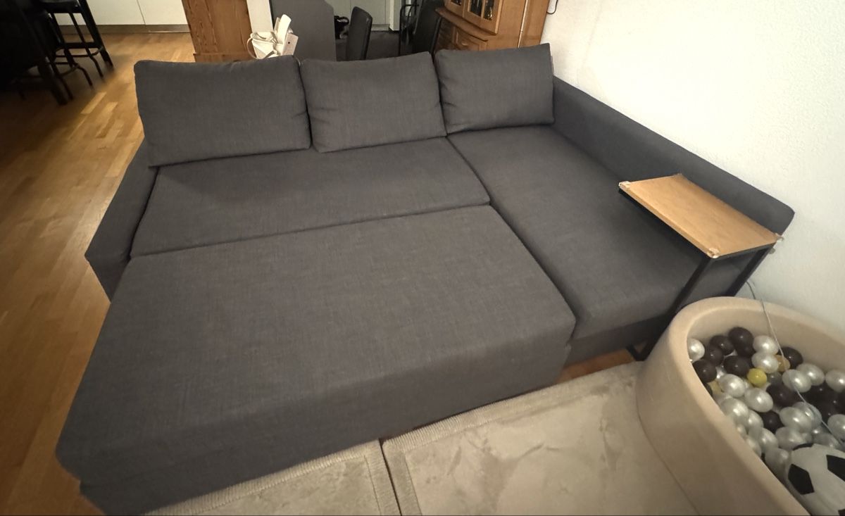 Sofas: Sofa/Bettsofa grau Friheten – D'occasion à Birrwil par nat_52jl 2