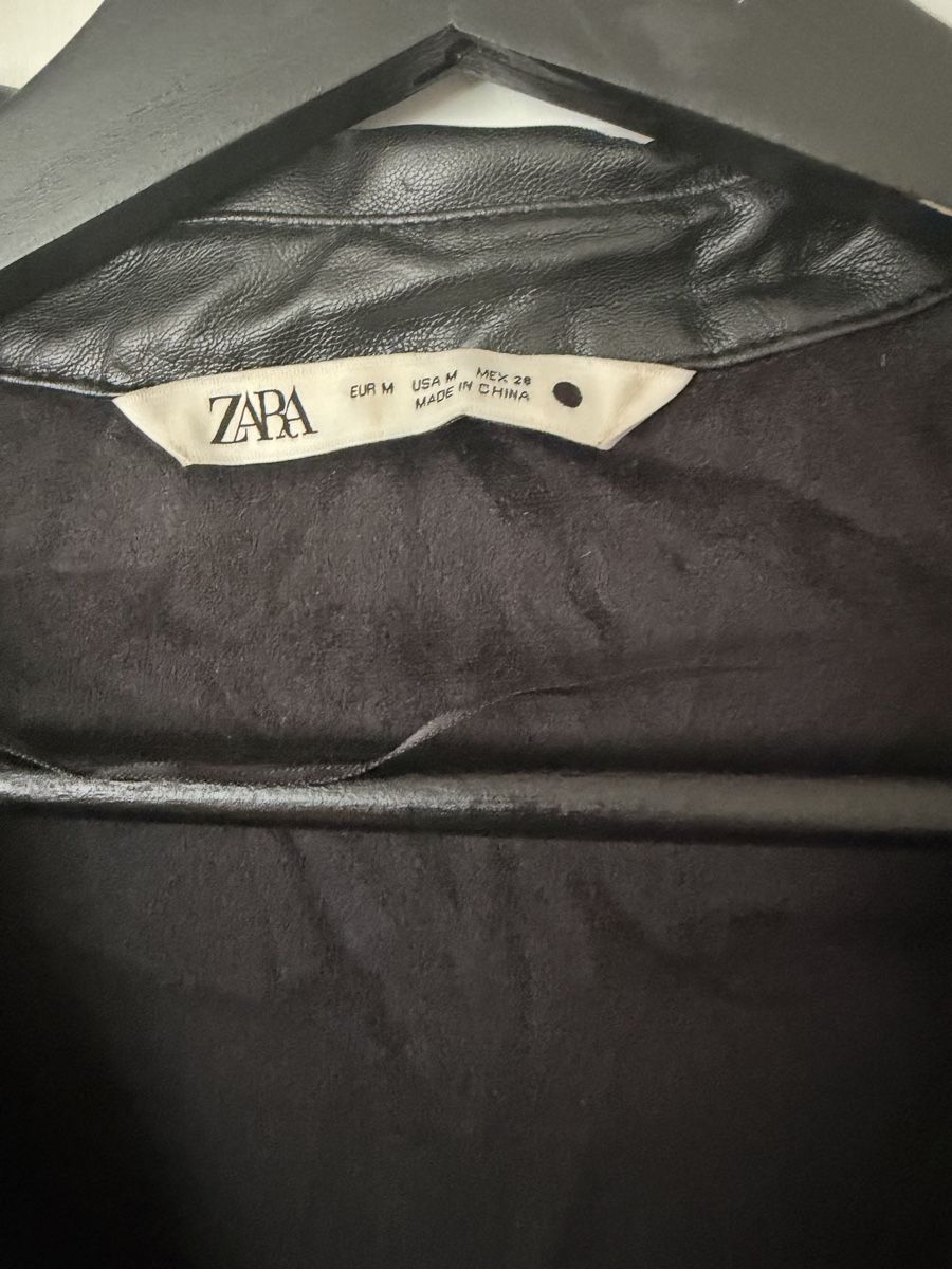 Zara Tops: Zara top – Neu (gemäss Beschreibung) aus Thierachern von User_amsa 2