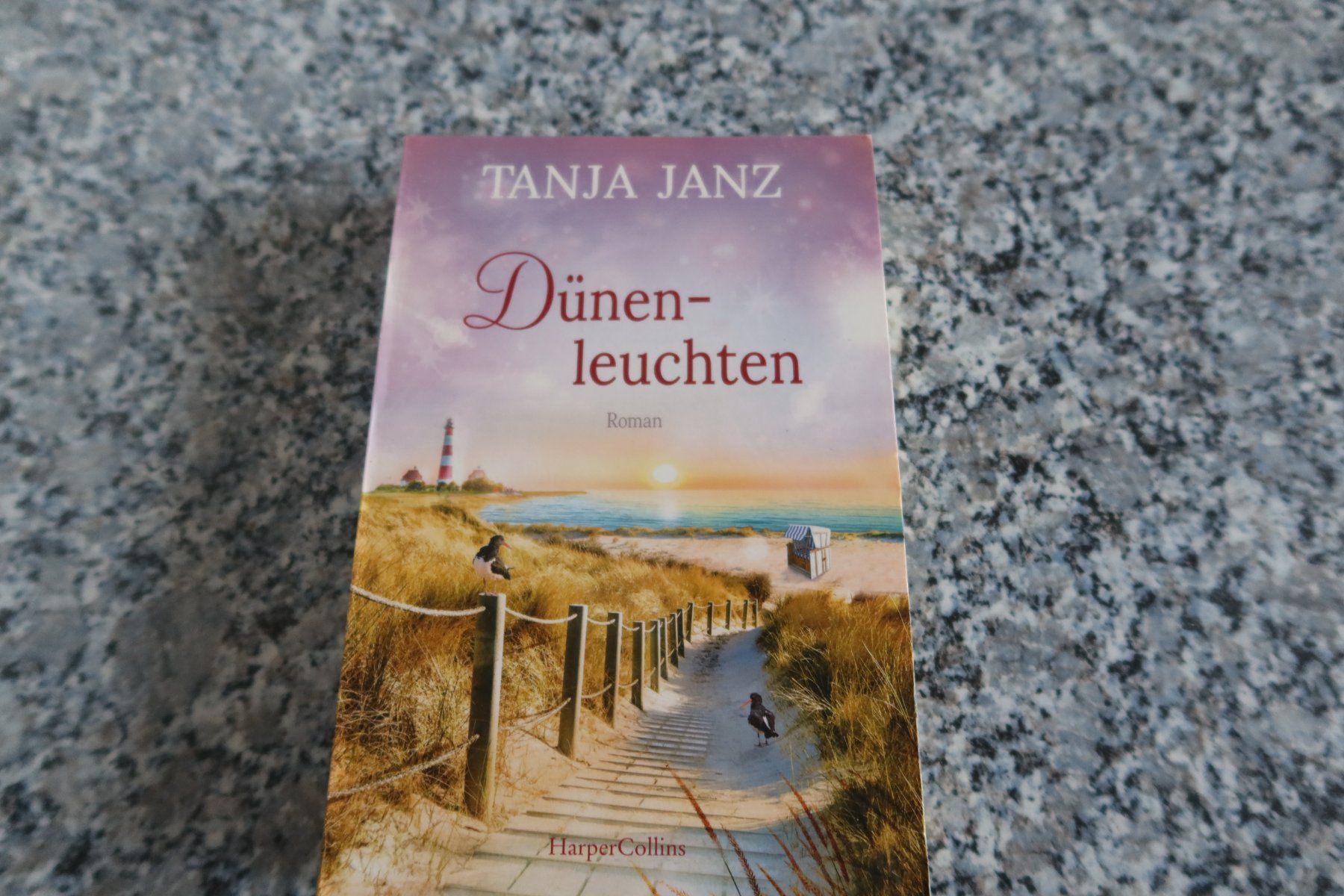 Bücher: Dünenleuchten Liebesroman – Gebraucht aus Täuffelen von Cindybussy