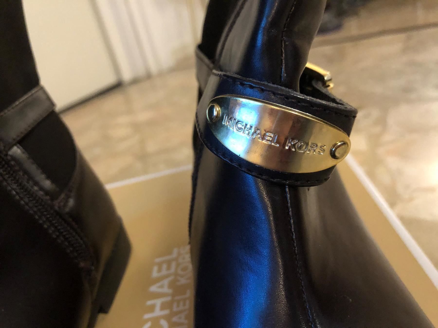 Michael Kors Scarpe per ragazze: TRENDY SCHÖNE MICHAEL KORS STIEFEL – Nuovo e nell'imballaggio originale da Biel/Bienne venduto da guessa 3
