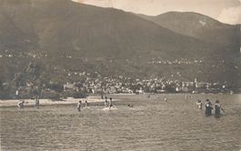 Locarno TI – Bagnanti nel lago Maggiore foto Bucchi