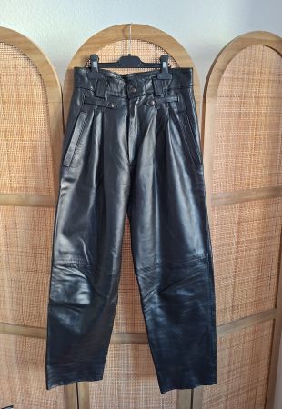 Pantalon cuir noir taille haute femme T36 très bon état