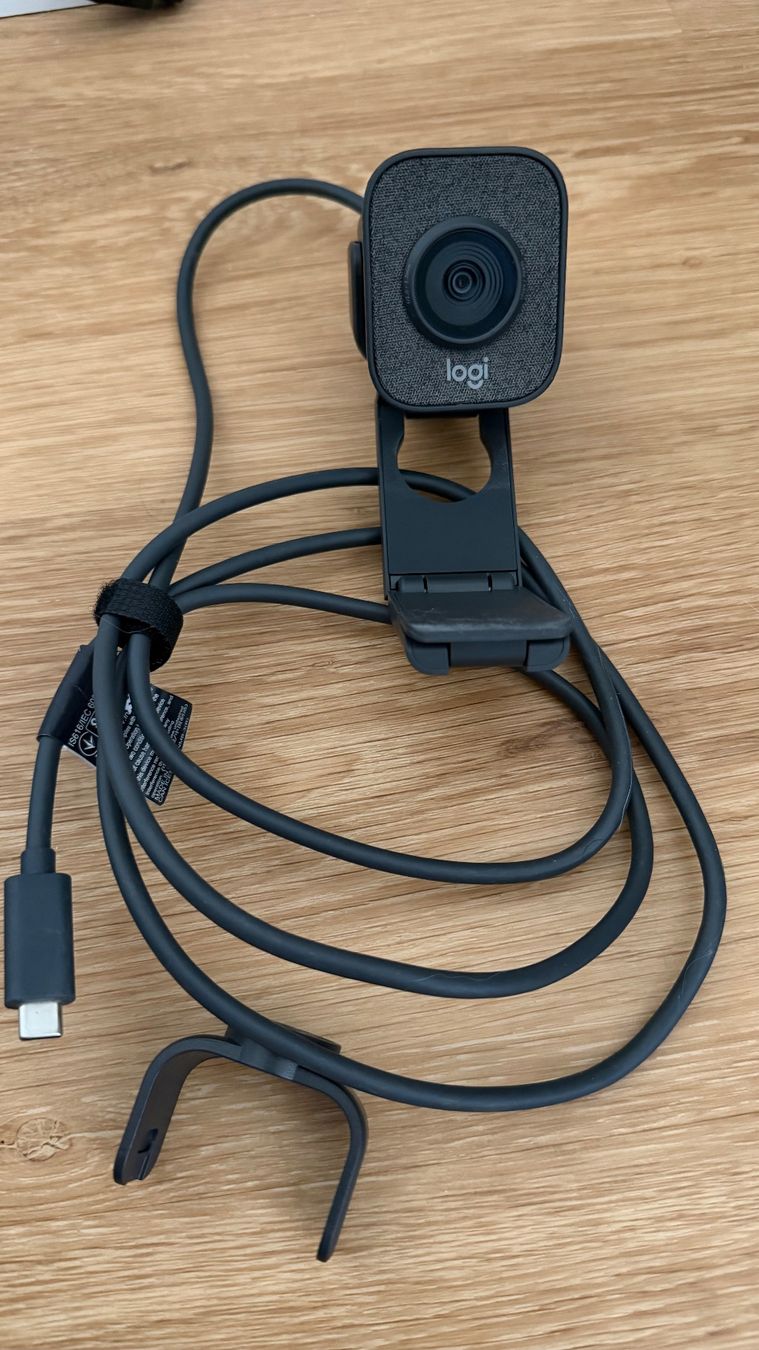 Logitech Webcams: Webcam Logitech C920s Full HD neuwertig – Neu (gemäss Beschreibung) aus Wettingen von Michaelroe0