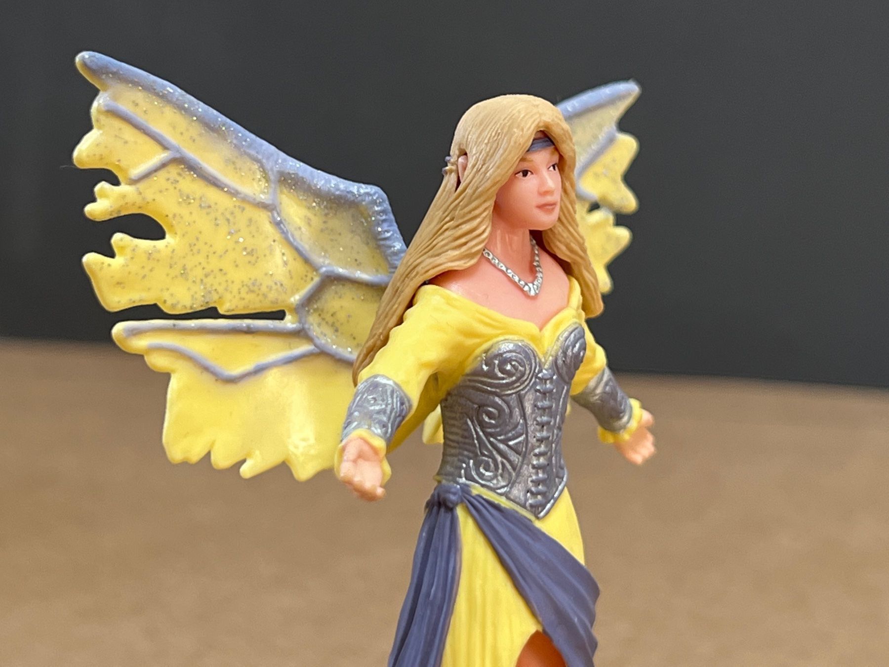Schleich Statuette: Schleich 70477 Sera stehend Bayala – Usato da Ennetbaden venduto da mapa05 1
