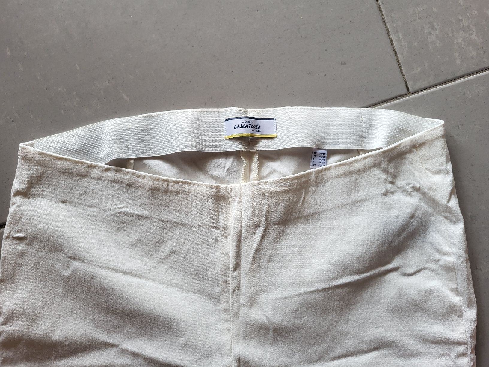 Tchibo Hosen: Hose weiss Gr. 44/46 – Gebraucht aus Mörschwil von minggeli12 2