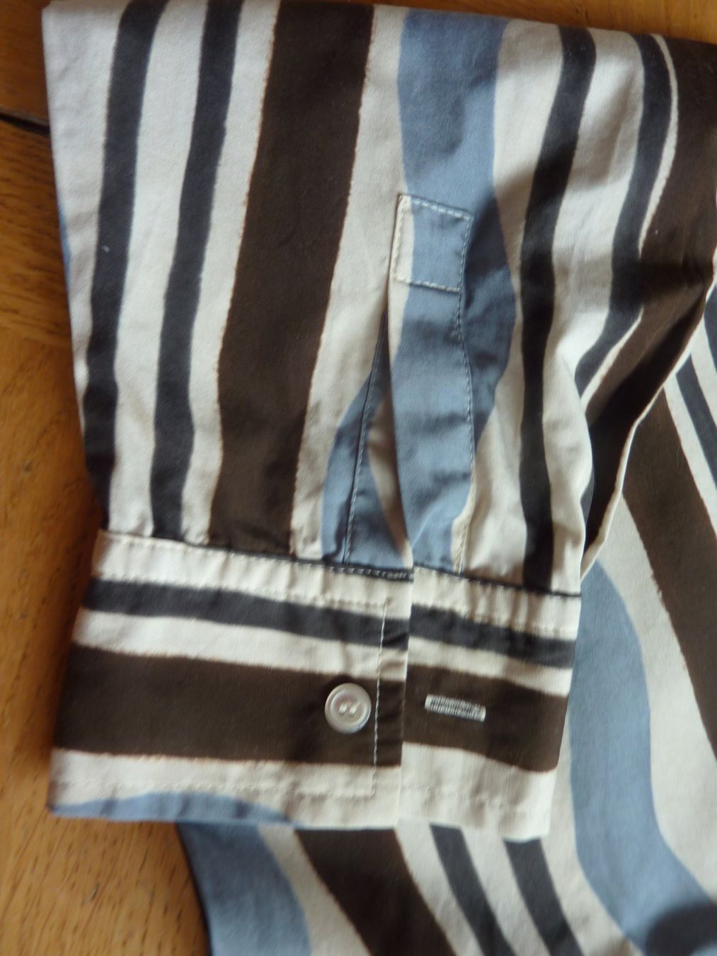 Max Mara Camicette: Max Mara  Kurz-Bluse, Gr. 38, Top Zustand – Usato da Waldstatt venduto da Kananaskis1 5