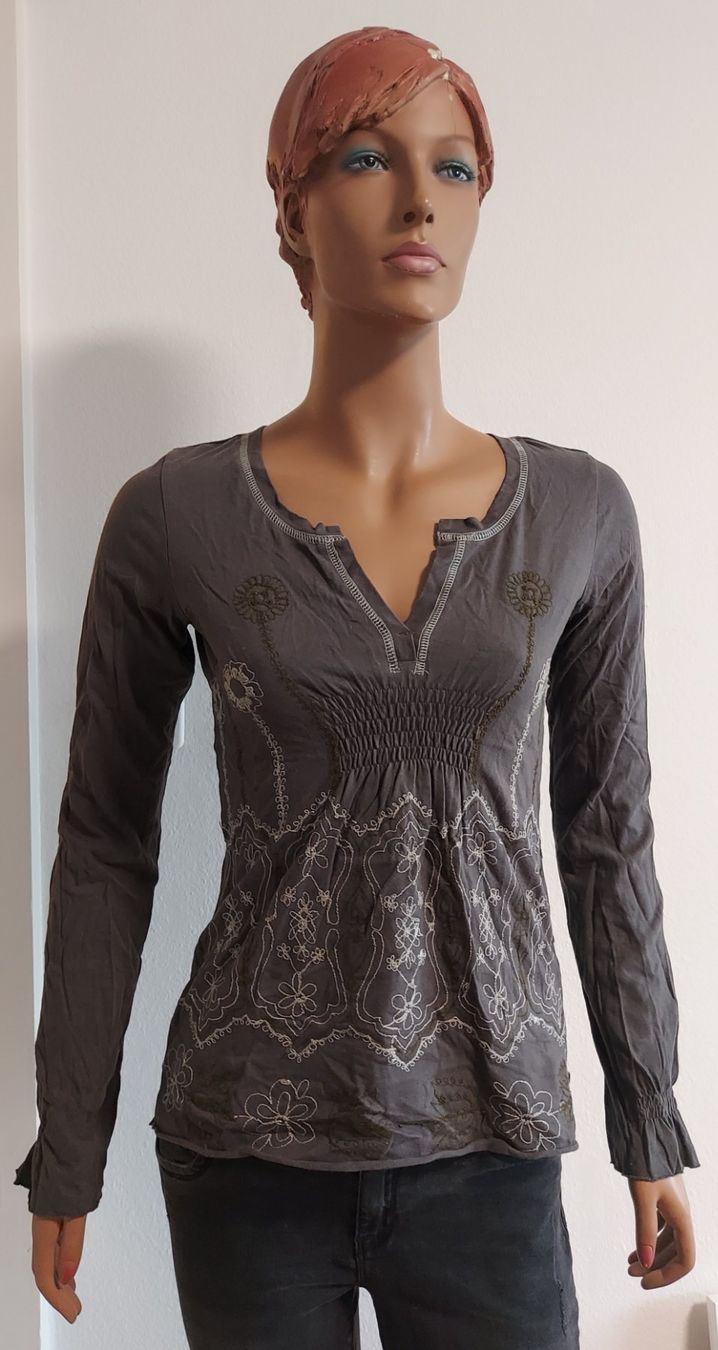 Pullover & Sweatshirts: Freesoul Damen Langarmshirt Gr. M – Gebraucht aus Basel von Allerlei-Basel