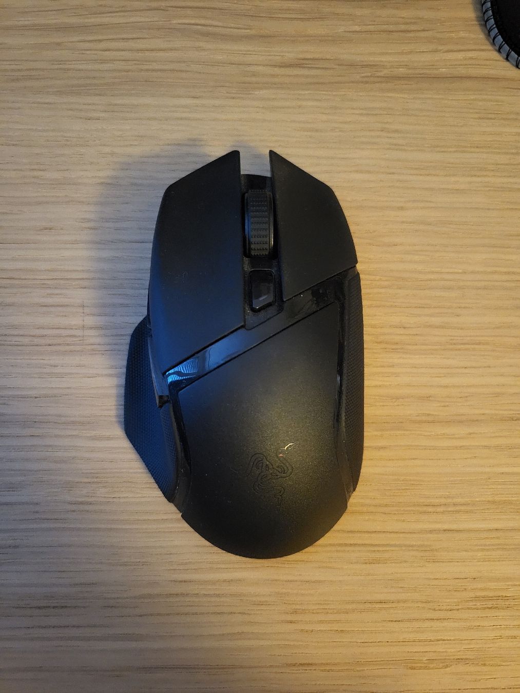 Razer Maus: souris razer bazilisk x hyperspeed – Gebraucht aus Cologny von ano_c2x9