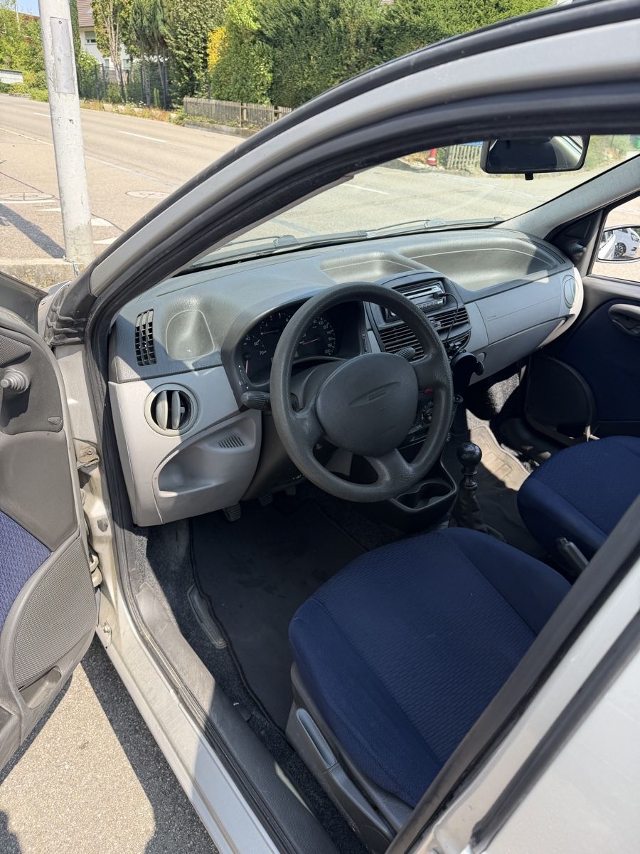 Fiat Autos: Fiat Punto 1.2 – D'occasion à witterswil par dbi_p86p 5