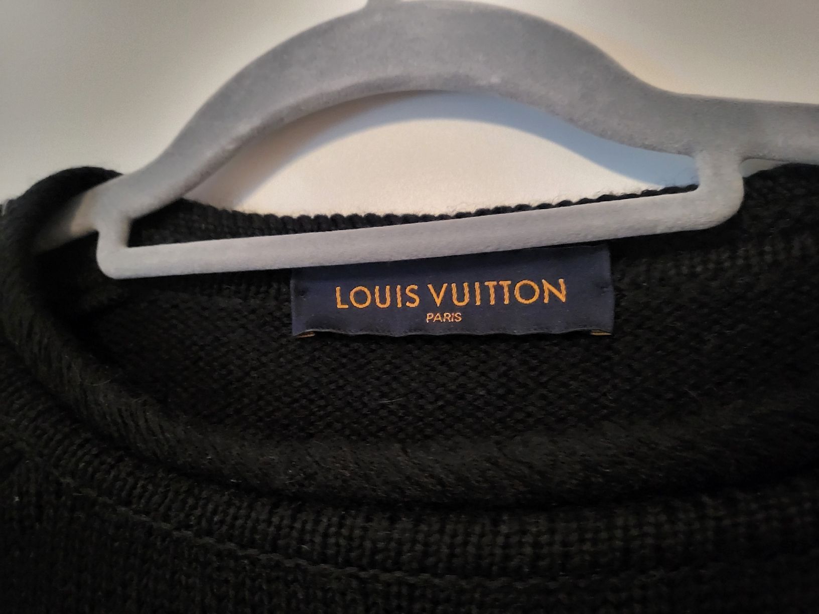 Louis Vuitton Maglioni & Felpe: Louis Vuitton Barcode Sweater  Gr.M – Usato da Hagendorn venduto da mar_b8zk 2