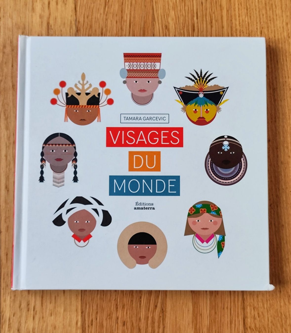 Bücher: Visages du monde de Tamara Garcevic – Gebraucht aus Carouge GE von for_8yym