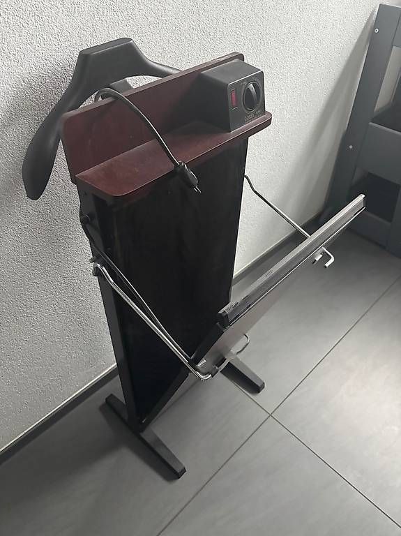 Ferri da stiro: Hosenbügler – Usato da Binningen venduto da Paci10 1