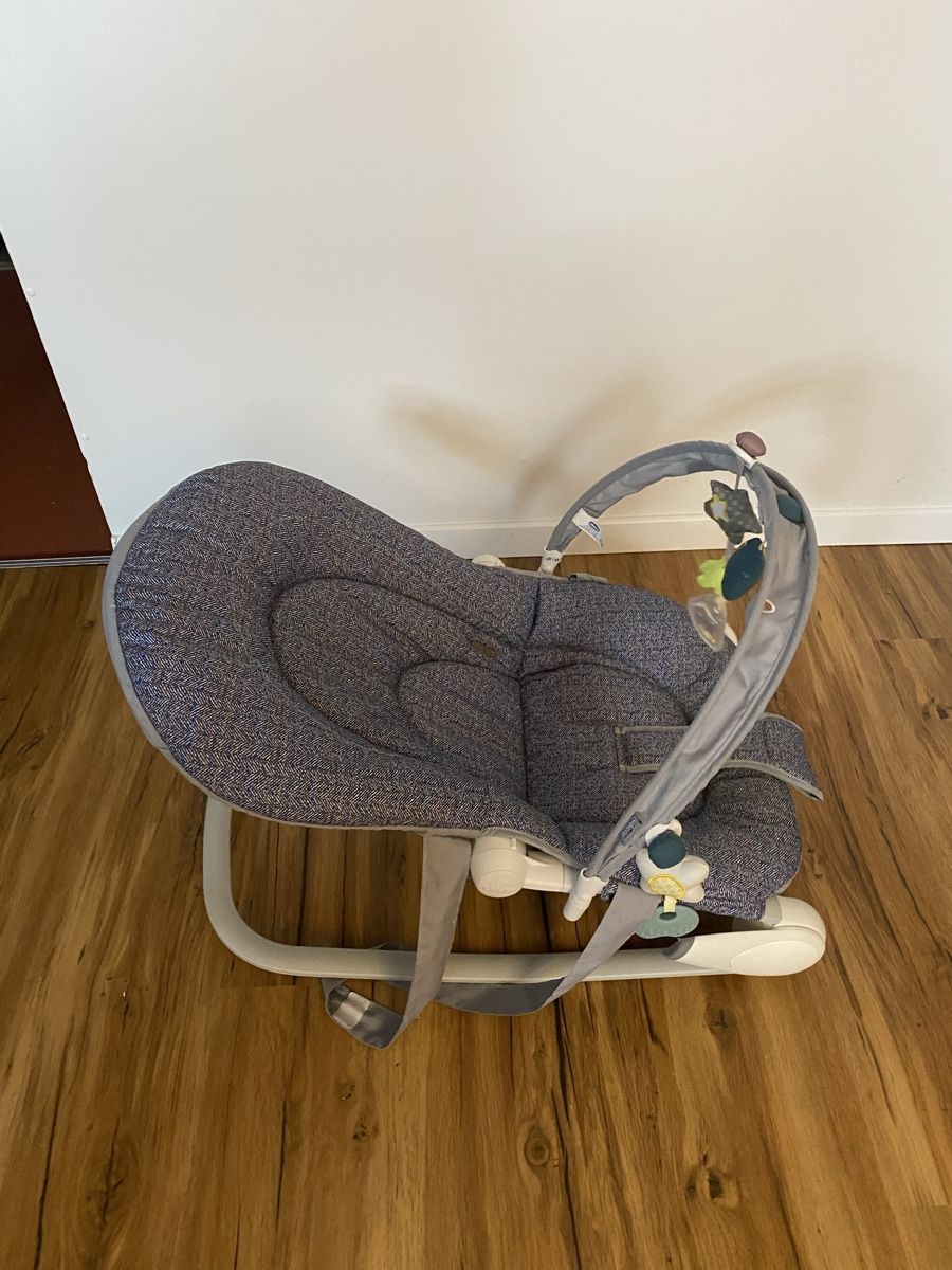 Sdraiette & Sdraiette a dondolo: Babyschaukel / Babywippe – Usato da Hochdorf venduto da chregu82 1