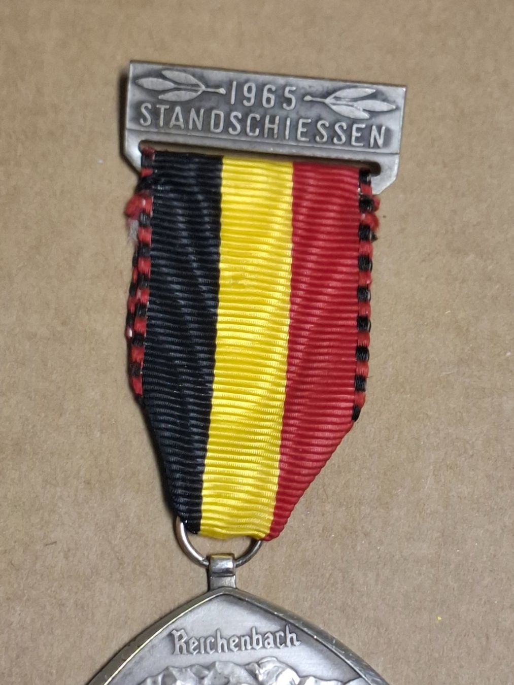 Medaglie: Reichenbach Gemse 1965 (D669) – Usato da Schwanden GL venduto da Suvorov 1