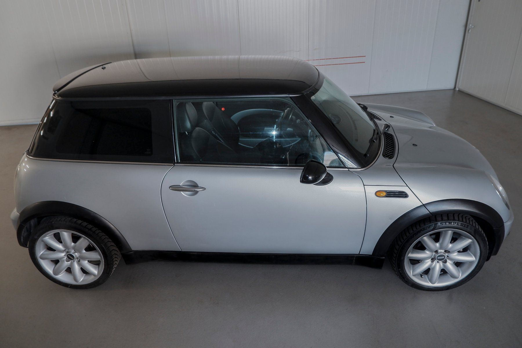 Mini Automobili: Schnäppchen, Mini Cooper, silber/schwarz 1.6 Liter, ab Platz – Usato da Sommeri venduto da Toms_Fairplayservice 7