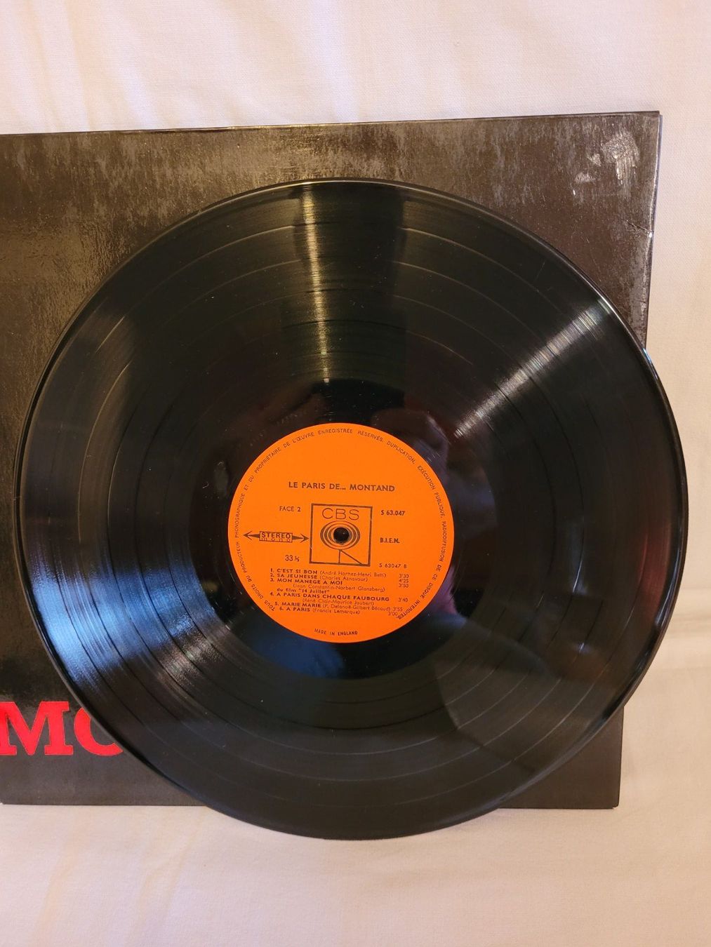 Dischi in vinile: Disque vinyle 33t Yves Montand "Le Paris de..." – Usato da la Chaux-de-Fonds venduto da Lampe 5