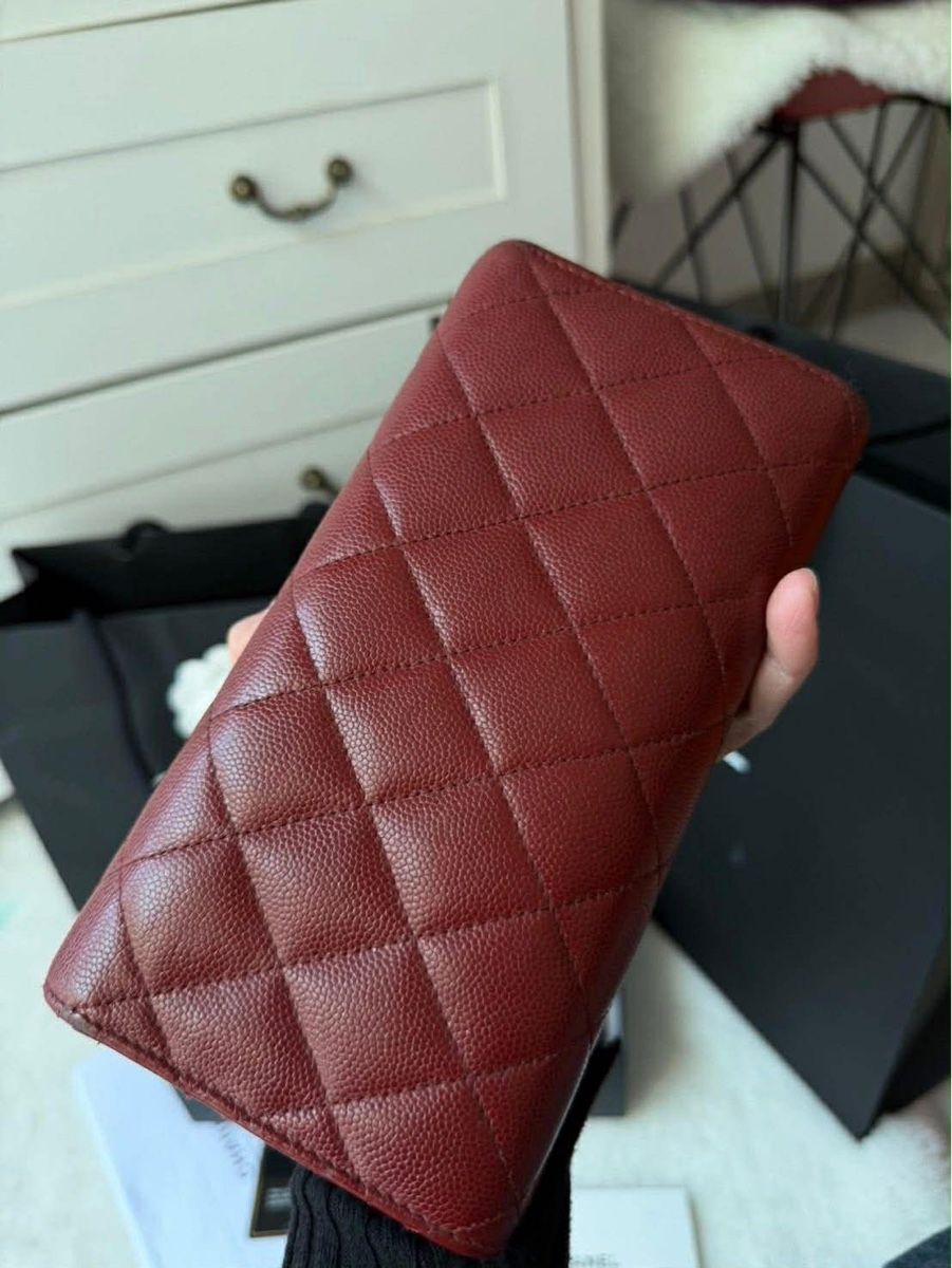 Chanel Portamonete: Chanel Sarah Long Wallet Holo 25 – Usato da Widnau venduto da Pukpan_99 2
