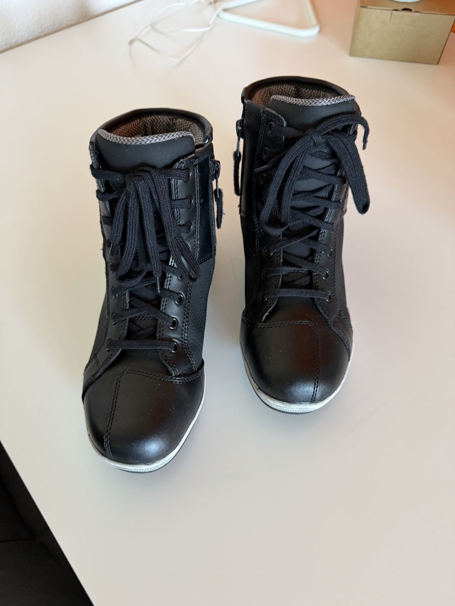 Damenschuhe: Motorradschuhe, Da Gr 40 – Gebraucht aus Aarwangen von Cyango 6