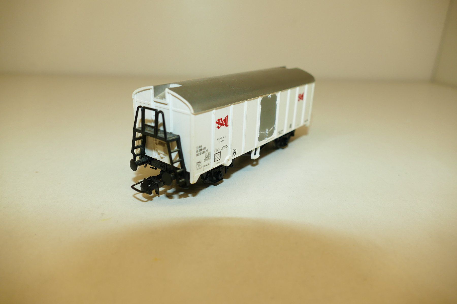 Liliput Modelleisenbahnen: Liliput H0: SBB Kühlwagen Bell – Gebraucht aus Niederhasli von rail-duerst 3