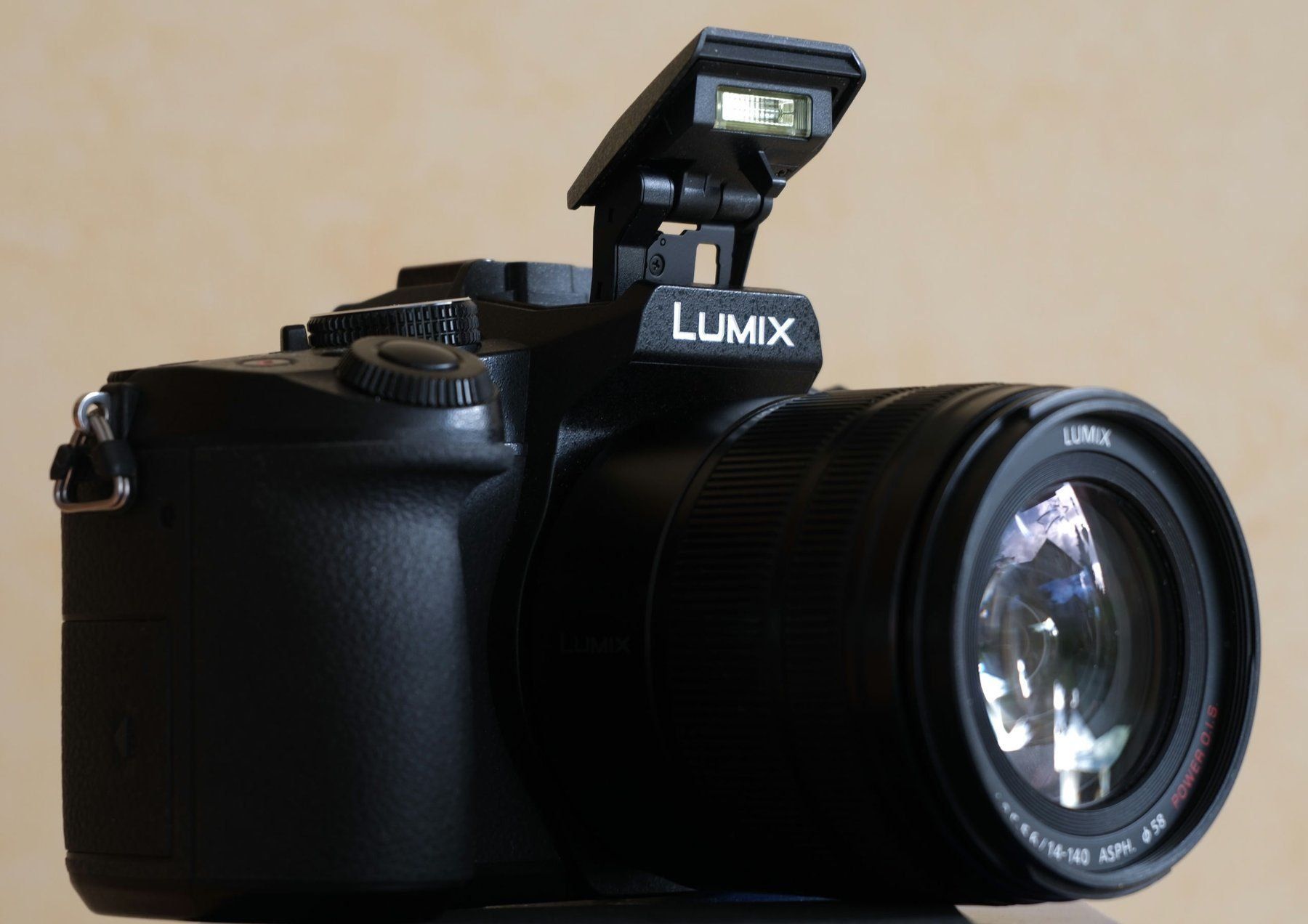 Panasonic Fotocamera: Lumix DMC-G81H - 14-140 O.I.S + USB Loader – Usato da Emmenbrücke venduto da Eh_801 2