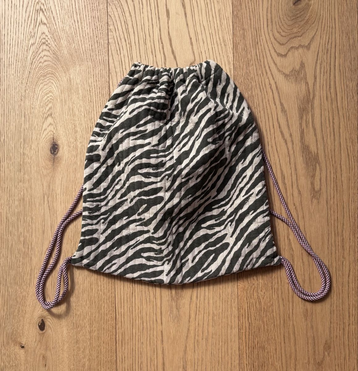 Rucksäcke: Beck Söndergaard Zebra Drawstring Bag – Neu (gemäss Beschreibung) aus Kilchberg ZH von ben_pc68 5