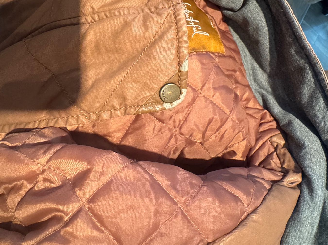 Bershka Giacche: Bershka Jacke Megan Fox – Usato da Gachnang venduto da lie_m66g 6