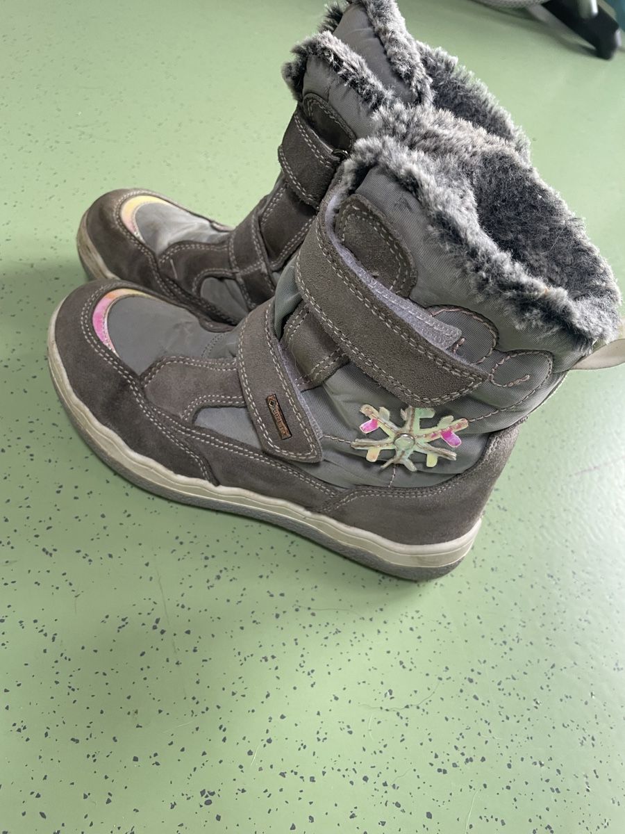 Schuhe für Mädchen: Winterstiefel Gortex von Primigi Gr. 33 – Gebraucht aus Recherswil von jafa74