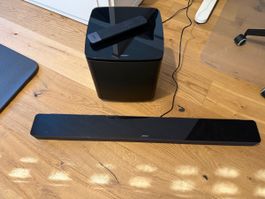 Bose Soundbar 700 mit Bass Modul 700