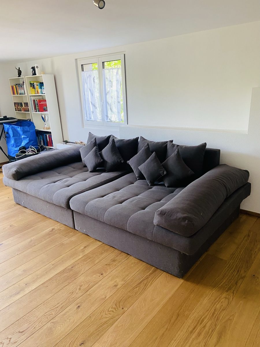 Divani: Gemütliche Sofa in Dunkelgrau – Usato da Oberterzen venduto da kal_8y8t 2