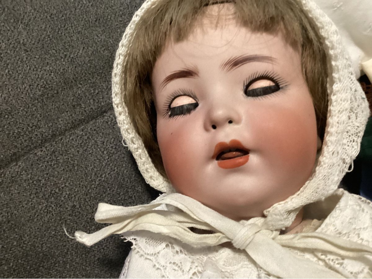 Bambole: ANTIKE PUPPE  UM 1910 – Usato da Münchenstein venduto da NoSu98 1