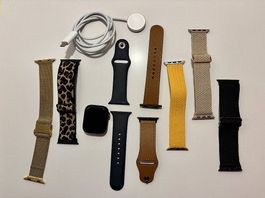 Apple Watch Series 8 41mm GPS + 7 Armbänder