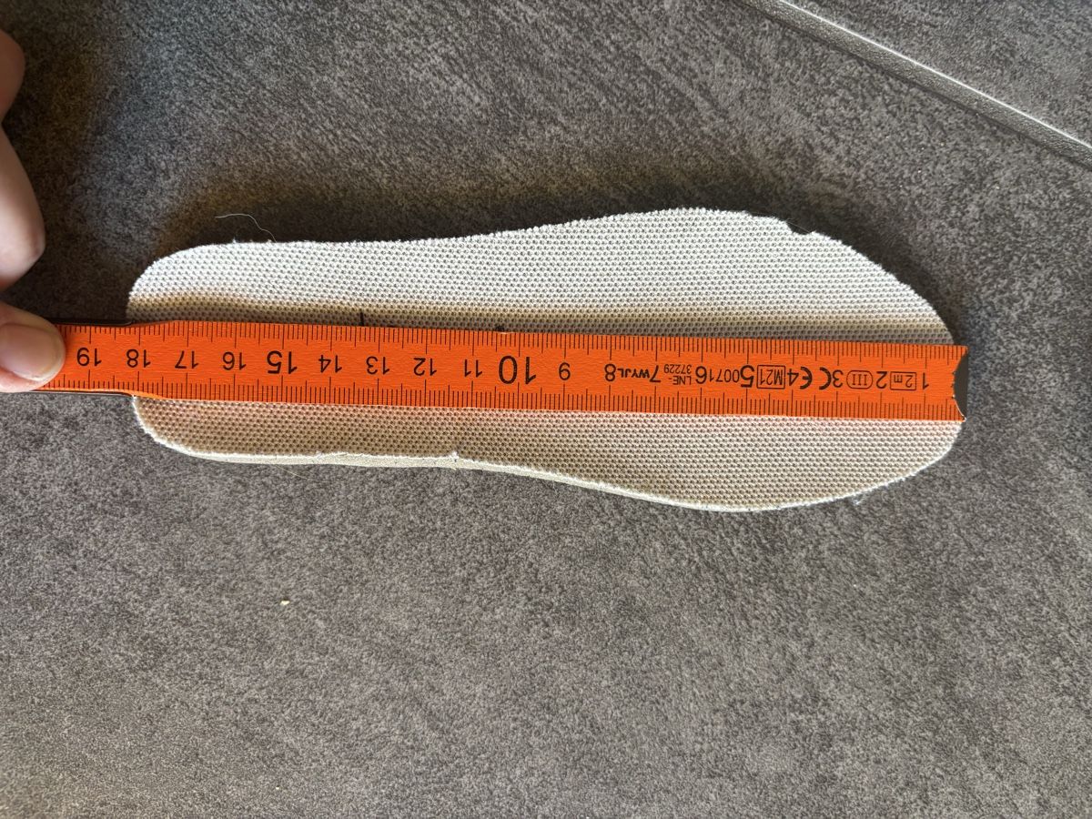 Next Scarpe per ragazzi: Schöne & gut erhaltene Sneaker in Gr. 28 – Usato da Tagelswangen venduto da Mandarine012 4