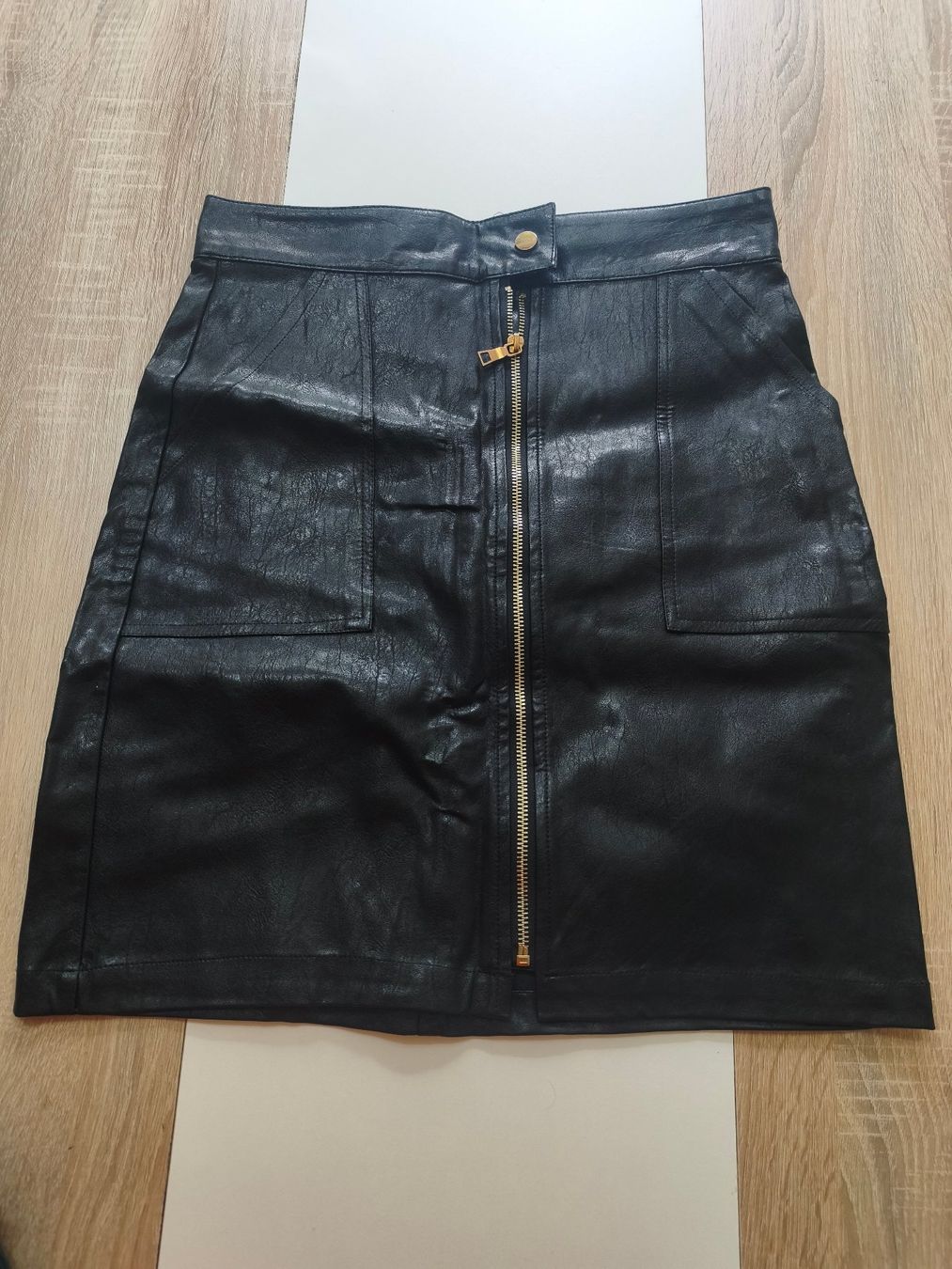 Gonne: MINI JUPE SIMILI CUIR – Nuovo (secondo la descrizione) da Mervelier venduto da ZORHA