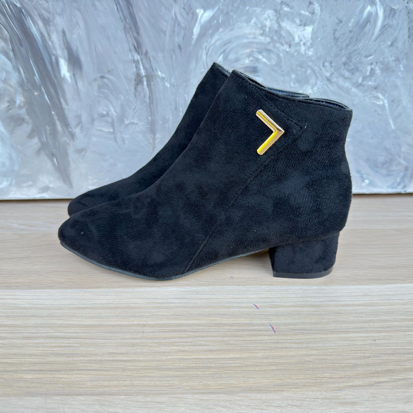 Scarpe da donna: Bottines suédine noires a talon – Usato da Thônex venduto da BrYu 3