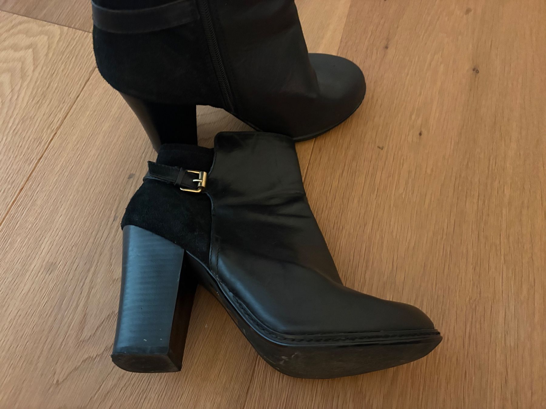 Scarpe da donna: Lana Stiefeletten Grösse 40 – Usato da Wettswil venduto da lovesbikes 1