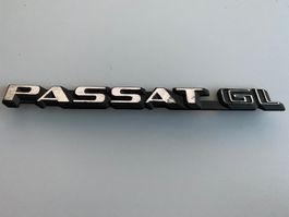 VW Passat GL Emblem