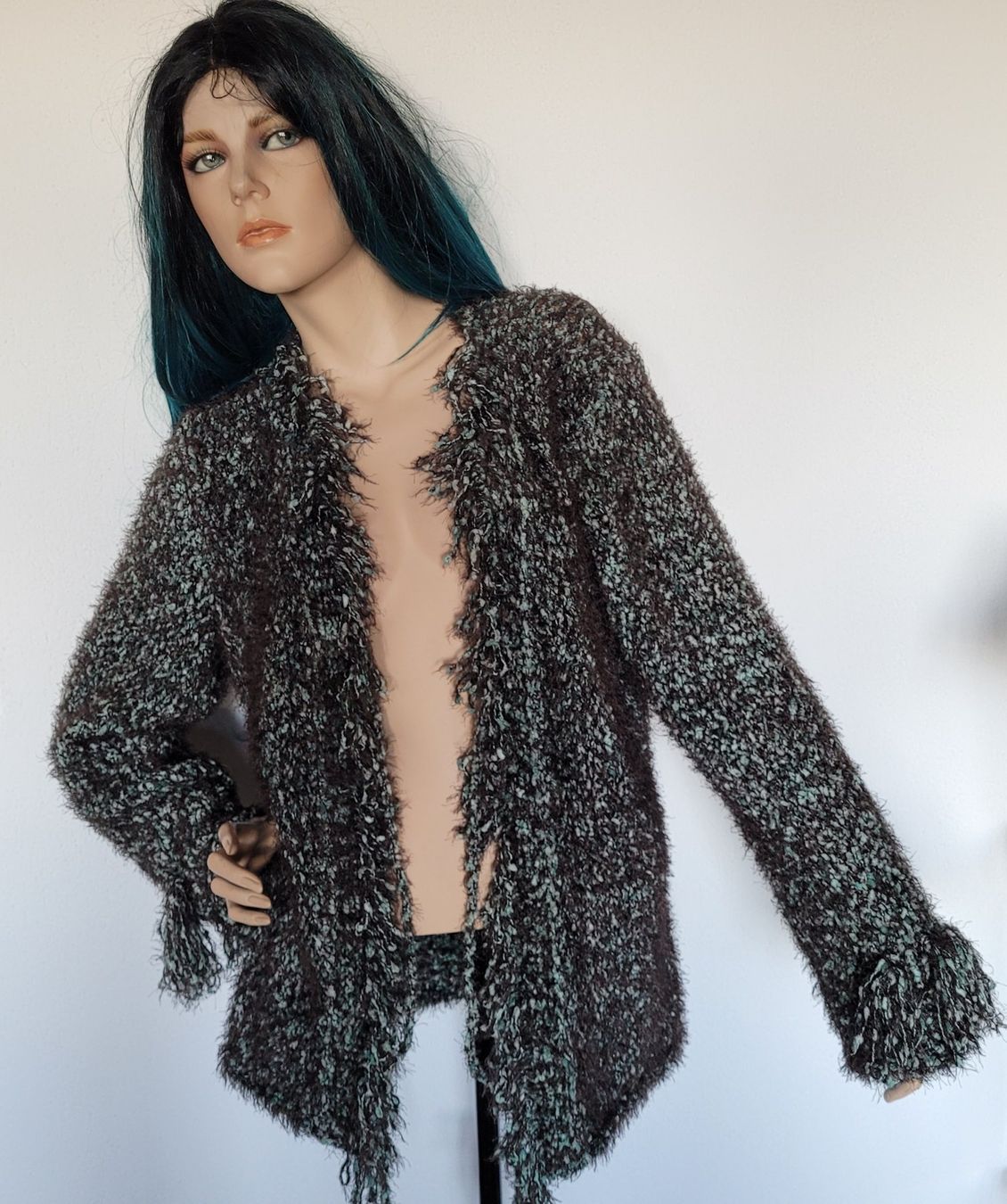 Jacken: Kuschelige Strickjacke Onesize Fransen braun mint – Neu (gemäss Beschreibung) aus SCHÜBELBACH von CoKaHa