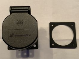 EB-Steckdose IP55 250V 16A mit Klappe Aussenbereich