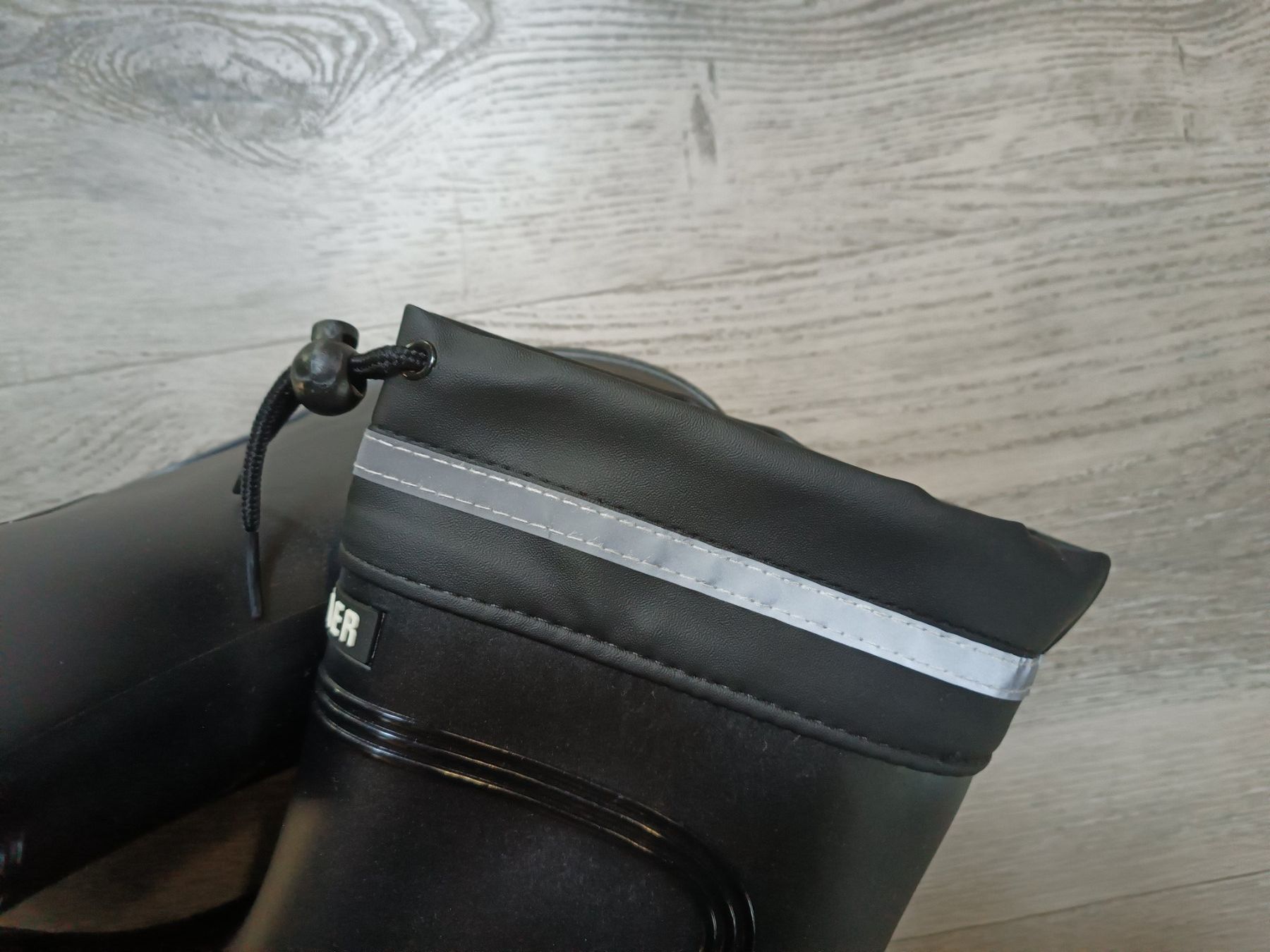 Scarpe da uomo: Neue Regenstiefel 45/46 – Nuovo (secondo la descrizione) da Bätterkinden venduto da Elefantenzoo 1