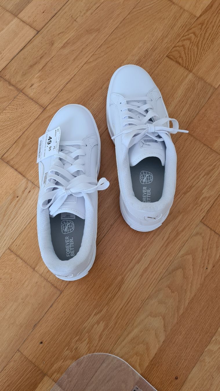 Puma Damenschuhe: Puma Sneaker, neu, Grösse 42, weiss – Neu und originalverpackt aus Luzern von Zanclus 2